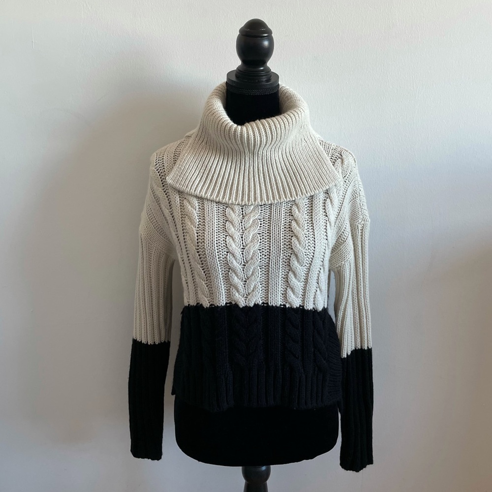 BP Nordstrom Colorblock Cable Knit Sweater